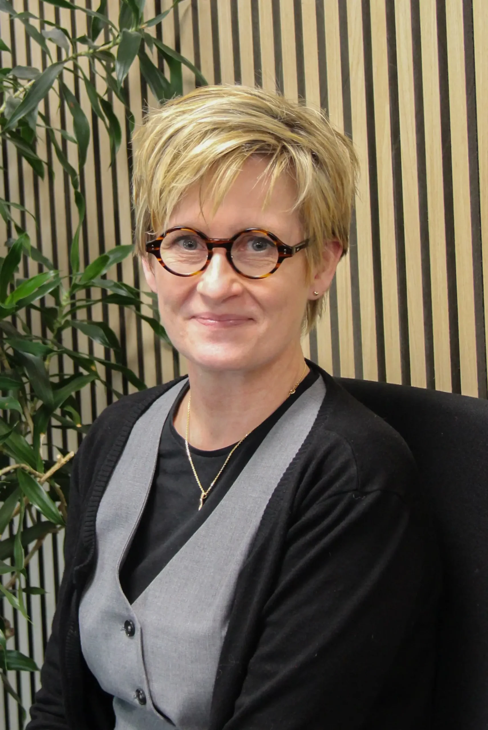 Tina D Bay-min